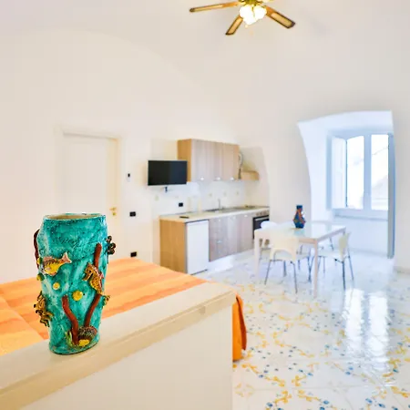 Della Monica Rooms - Amami Collection-3
